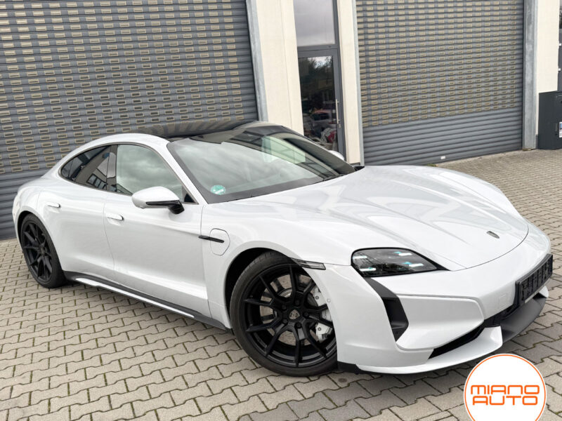 Porsche Taycan Turbo *Active Ride|21 Zoll|Massage*