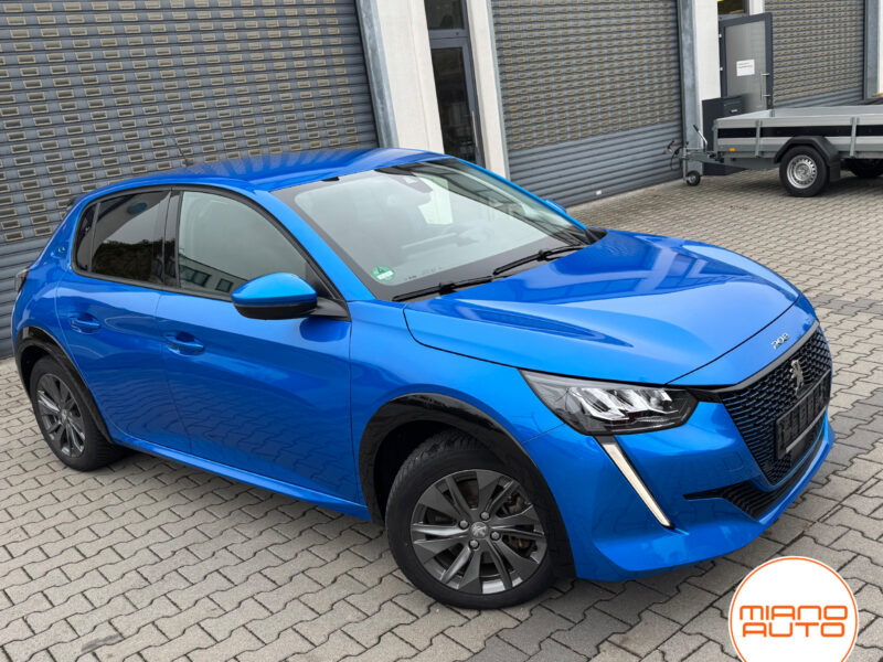 Peugeot 208 e- Allure *Navigation|DAB+|wenig KM*